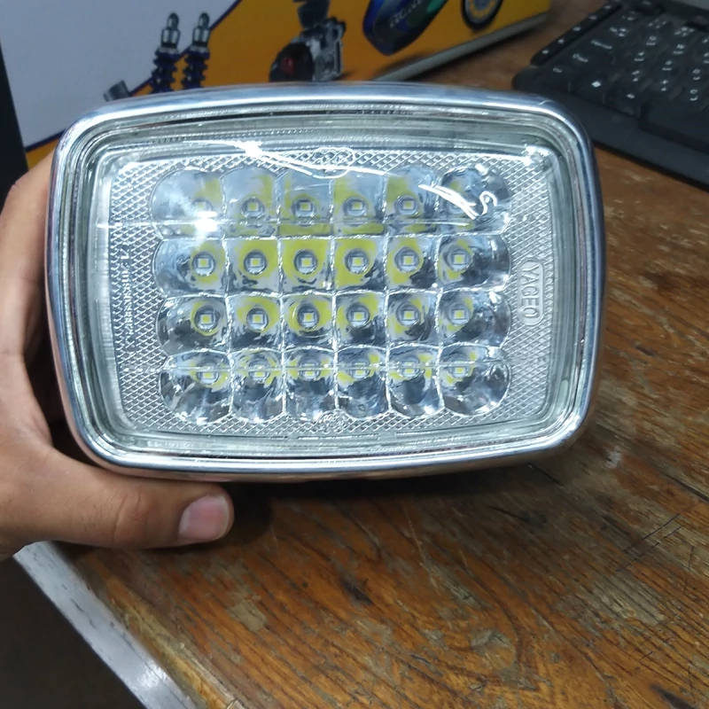 کله چراغ موتور سیکلت